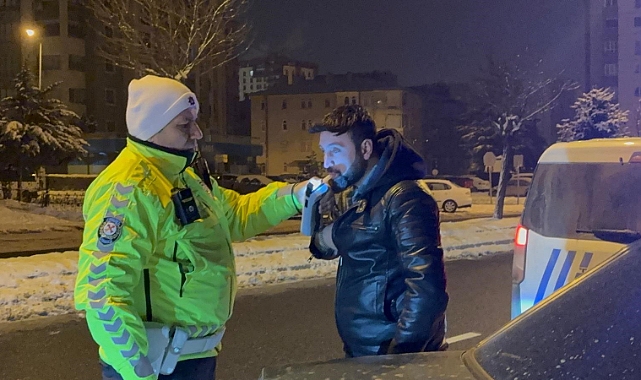 Alkollü sürücü ‘ekmeğim gider' diyerek, işlem yapılmamasını istedi