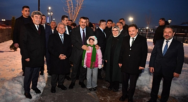 Bakan Tekin Kayseri'de