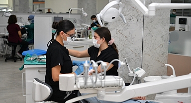 ERÜ Diş Hekimliği Fakültesi ek binası hasta kabulüne başladı