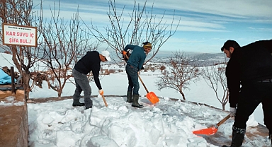 İncesu’da yoğun kar yağışıyla 500 yıllık gelenek sürdürülüyor