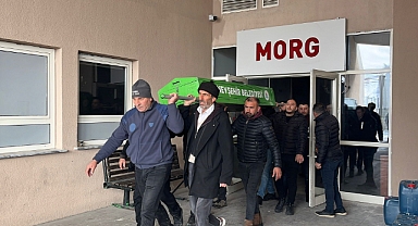 Kafası bazaya sıkışan minik Amine hayatını kaybetti