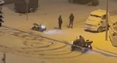 Kar üzerinde drift yapanlar polisten kaçamadı