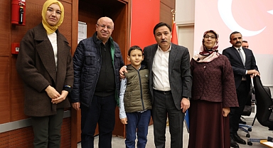 Vali Gökmen Çiçek’ten Başarılı Öğrenci Talha Oğuz’a Yakın İlgi