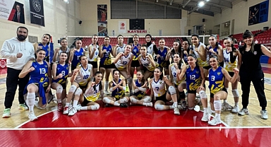 Voleybol 2’nci Lig Kadınlar’da grup maçları sona erdi