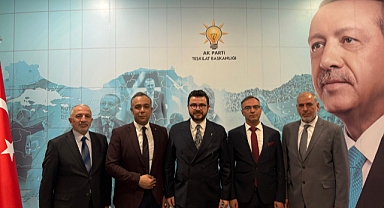 AK Parti’de 3 ilçe başkanlığına yeni atamalar yapıldı