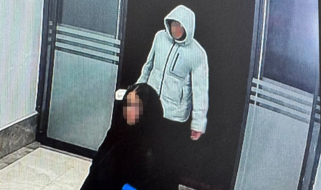 Apartmanda büyü paniği: Karanlıkta gelip idrar ve toz döktüler