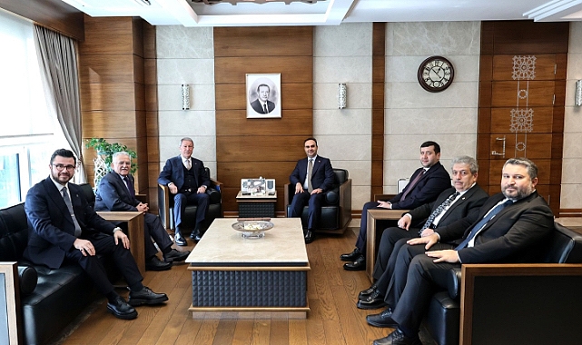 Başkan Büyükkılıç, Bakan Kacır ile görüştü
