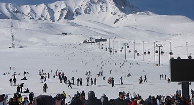 Erciyes'e sömestir bereketi: 1.4 milyon turist ziyaret etti