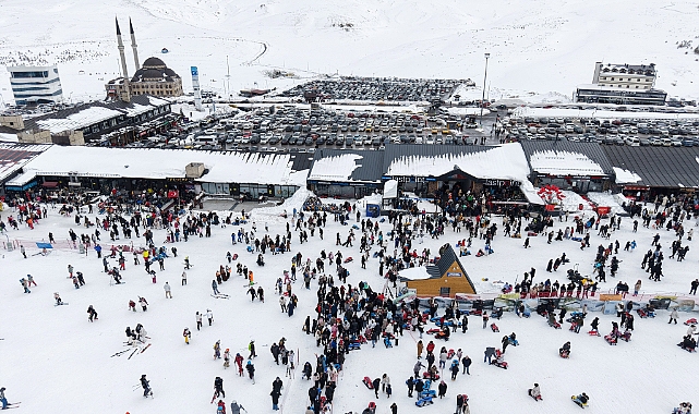 Erciyes’te hafta sonu yoğunluğu