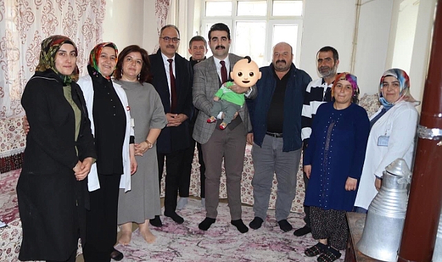 Kaymakam Eser; vatandaşların misafiri oldu