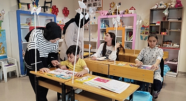 Kayseri Şehir Hastanesi’nde tedavi gören öğrenciler için 2‘nci dönem başladı 