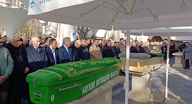 Mehmet Büyüksimitci’nin annesi son yolculuğuna uğurlandı