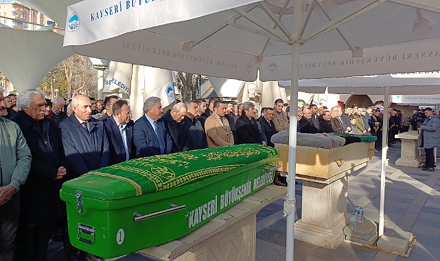 Mehmet Büyüksimitci’nin annesi son yolculuğuna uğurlandı