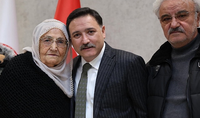 Vali Çiçek’ten afetzede ailelere anahtar teslimi