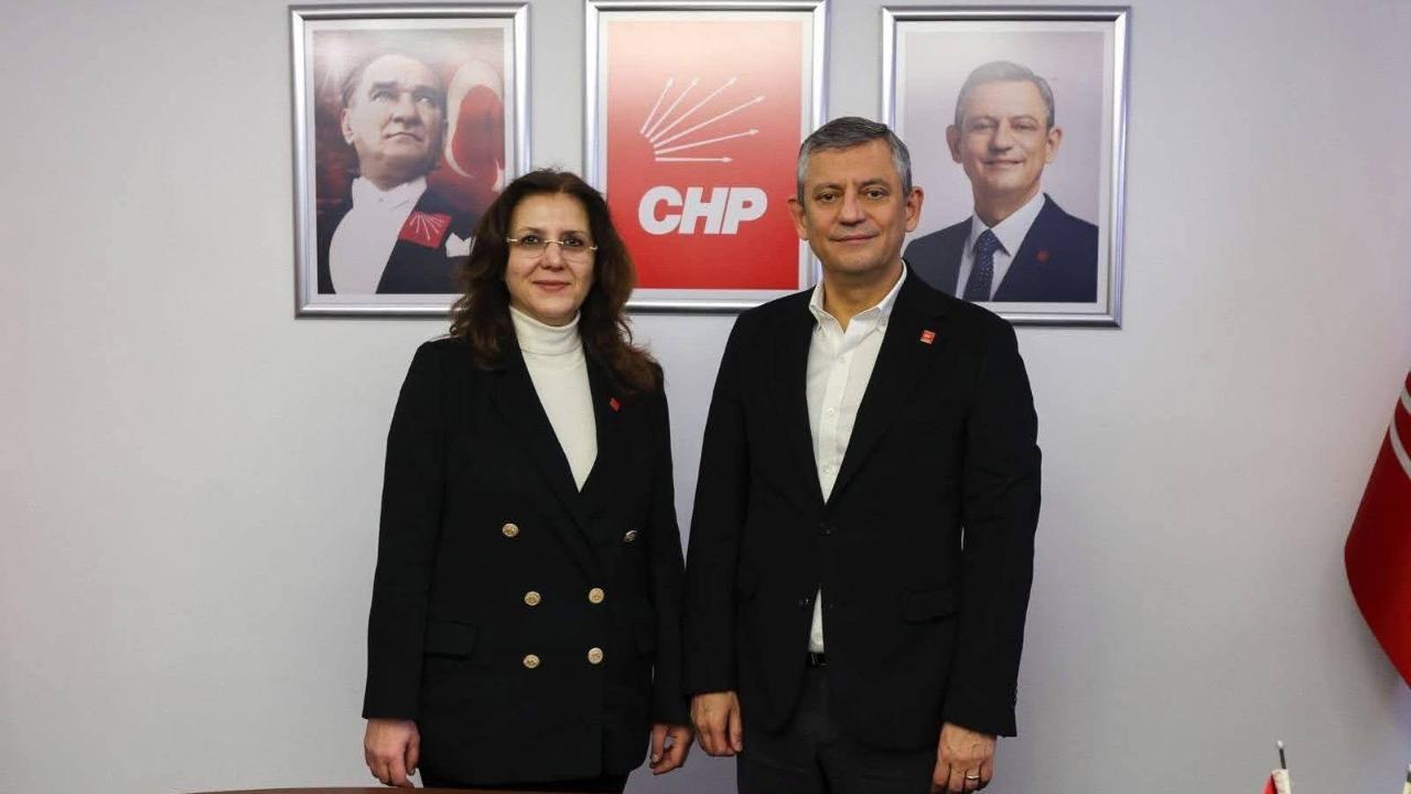 CHP’de İl Başkanı Ümit Özer istifa etti