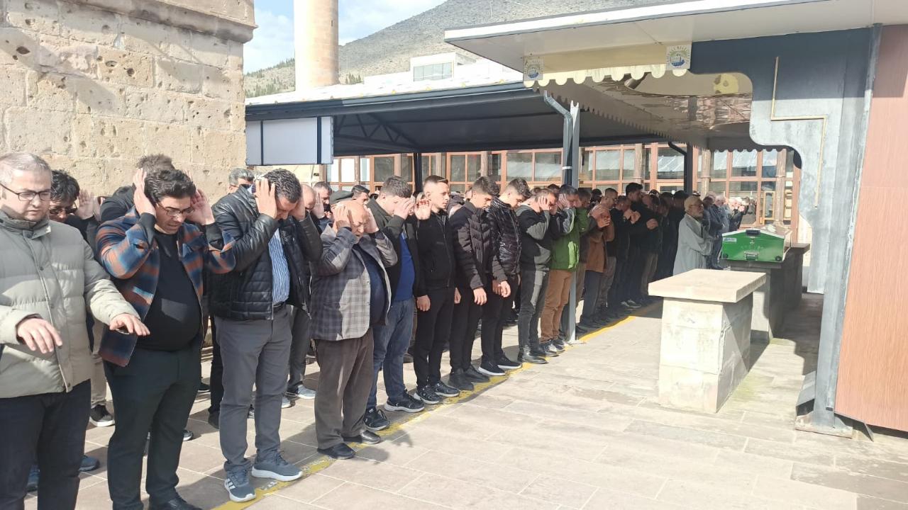 Kayseri’de 38 yaşındaki doktor yaşamını yitirdi