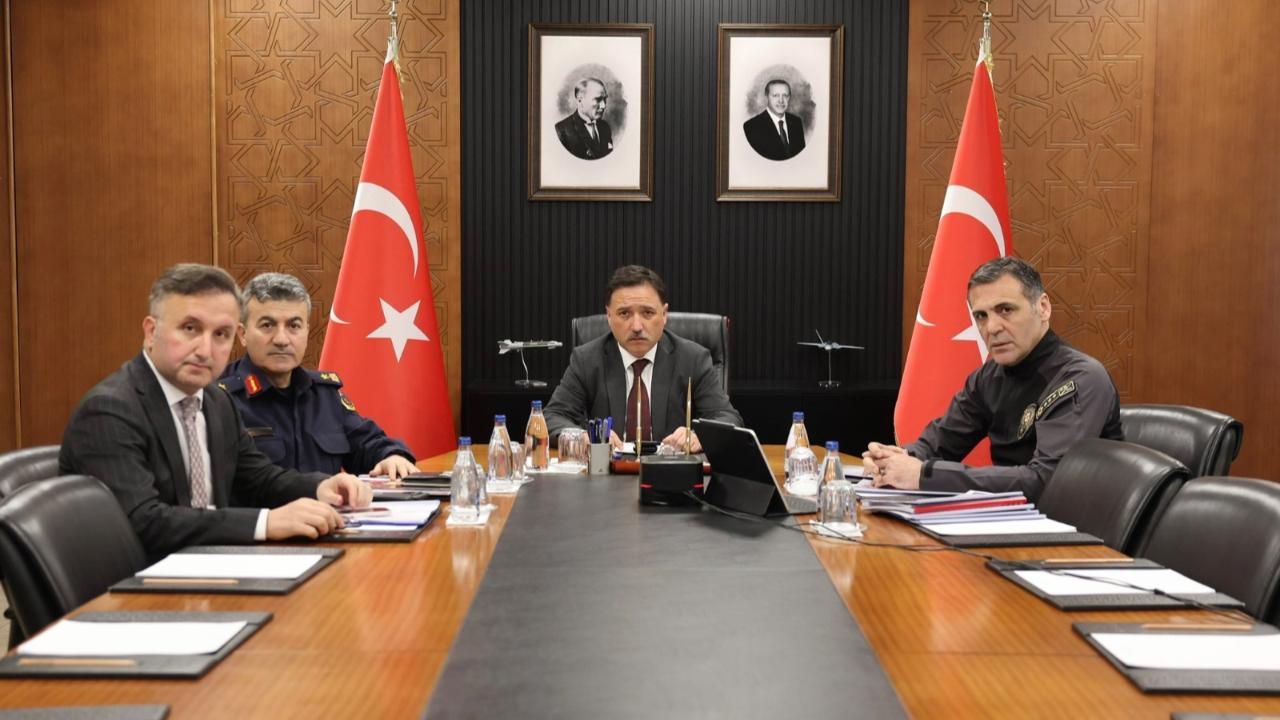 Vali Çiçek “Okul Güvenliği” toplantısına katıldı