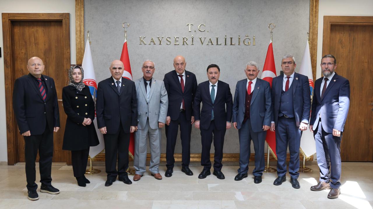Vali Gökmen Çiçek, TEMAD Kayseri Şube Yönetimini Ağırladı