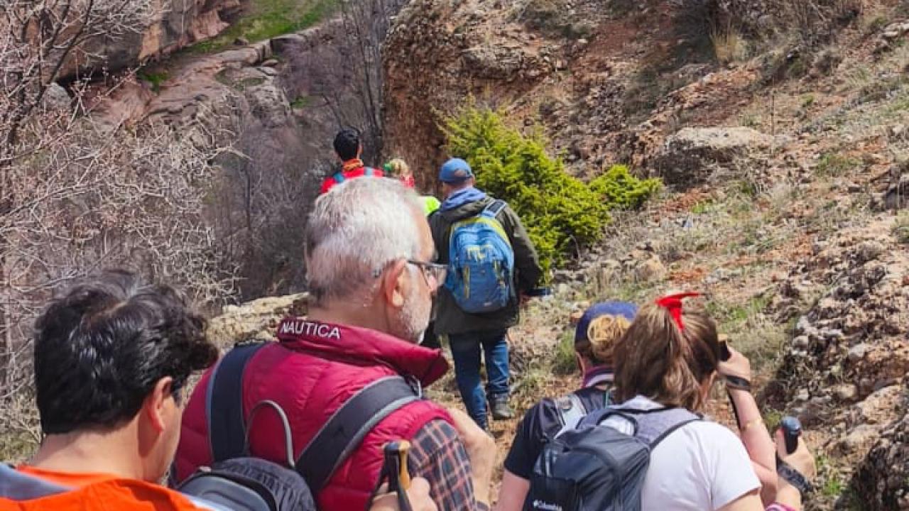 Yahyalı’da 65 kişilik doğa yürüyüşü